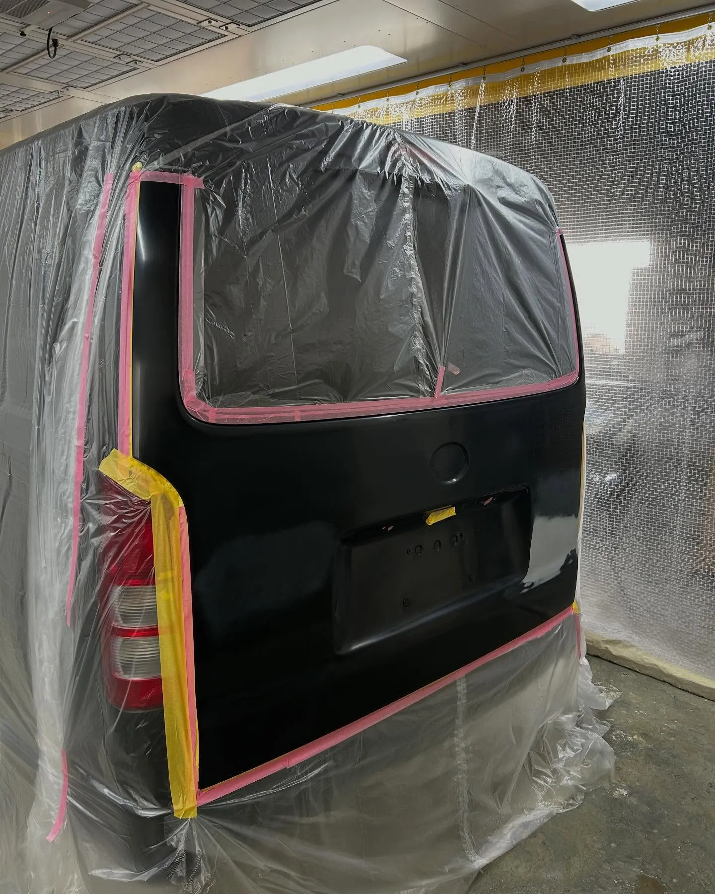 今日は素敵な車両、お客様がご来店くださいました✨ブルーのS1...