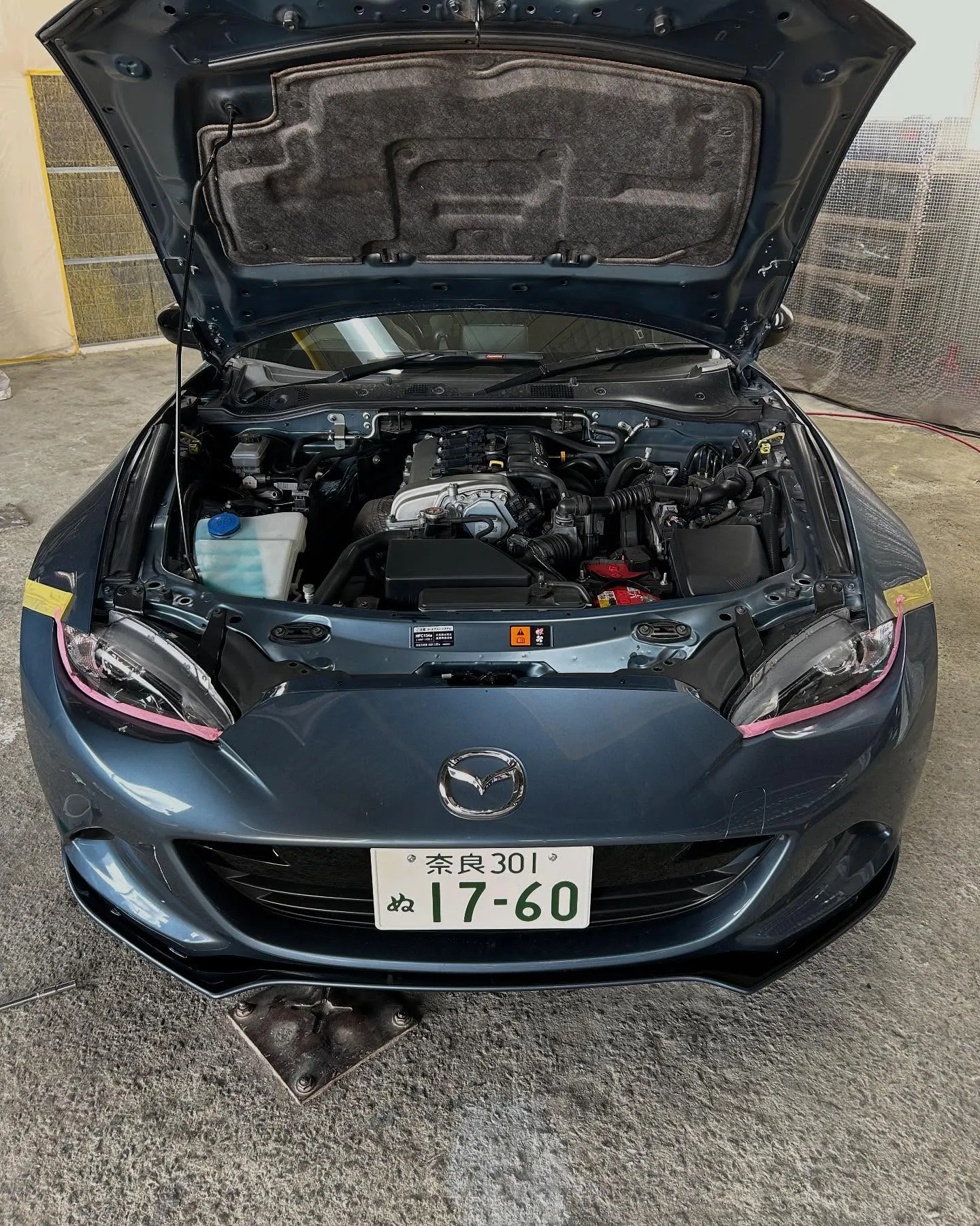 当社のロードスターにようやくフロントスポイラーを装着いたしま...