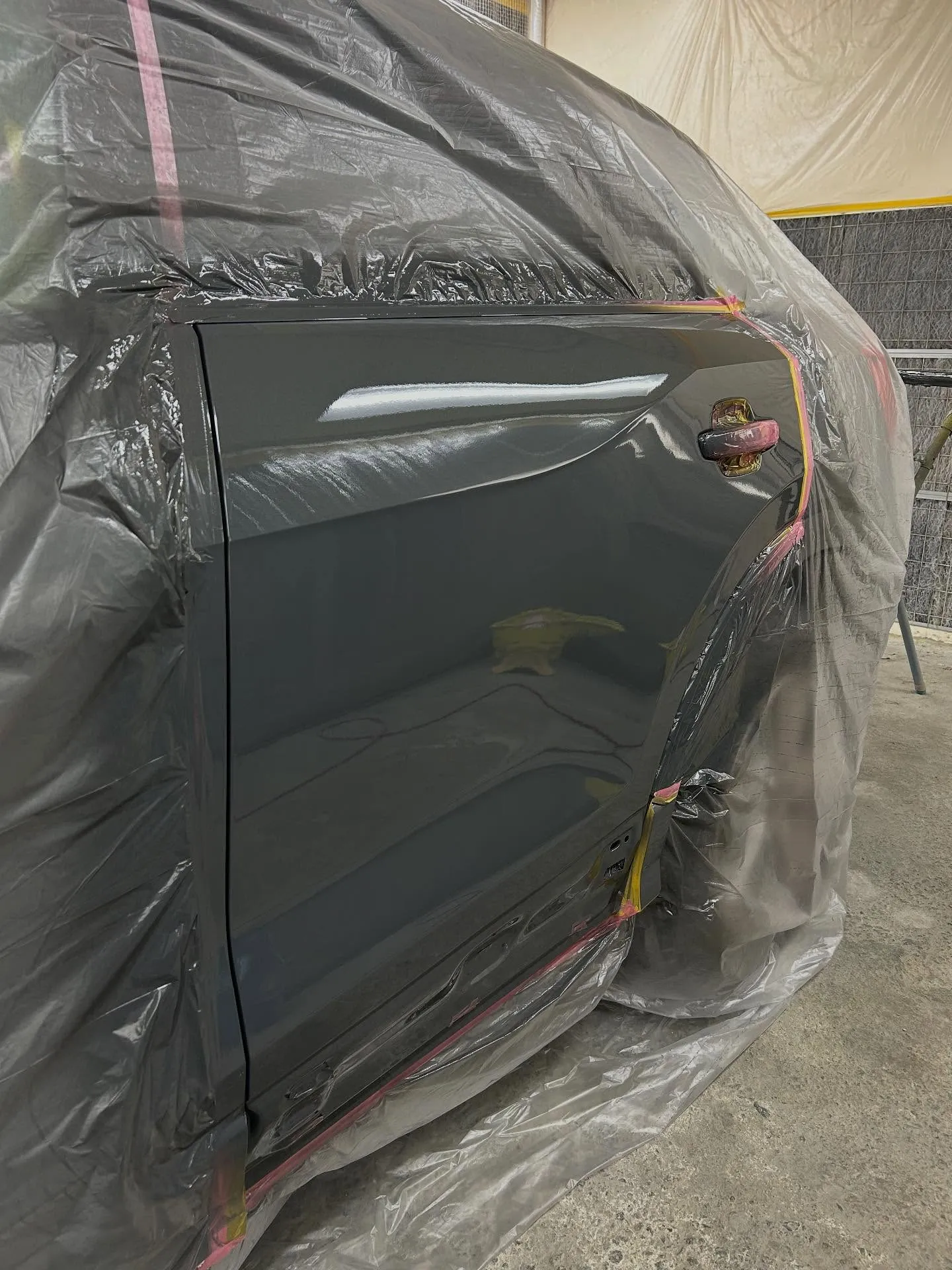 アウディQ2 塗装完了です😊