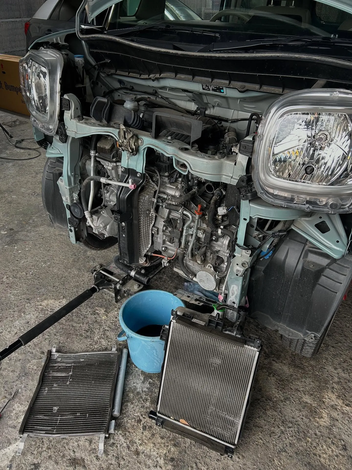 MK53S スズキ　スペーシア　修理進行中🛠️