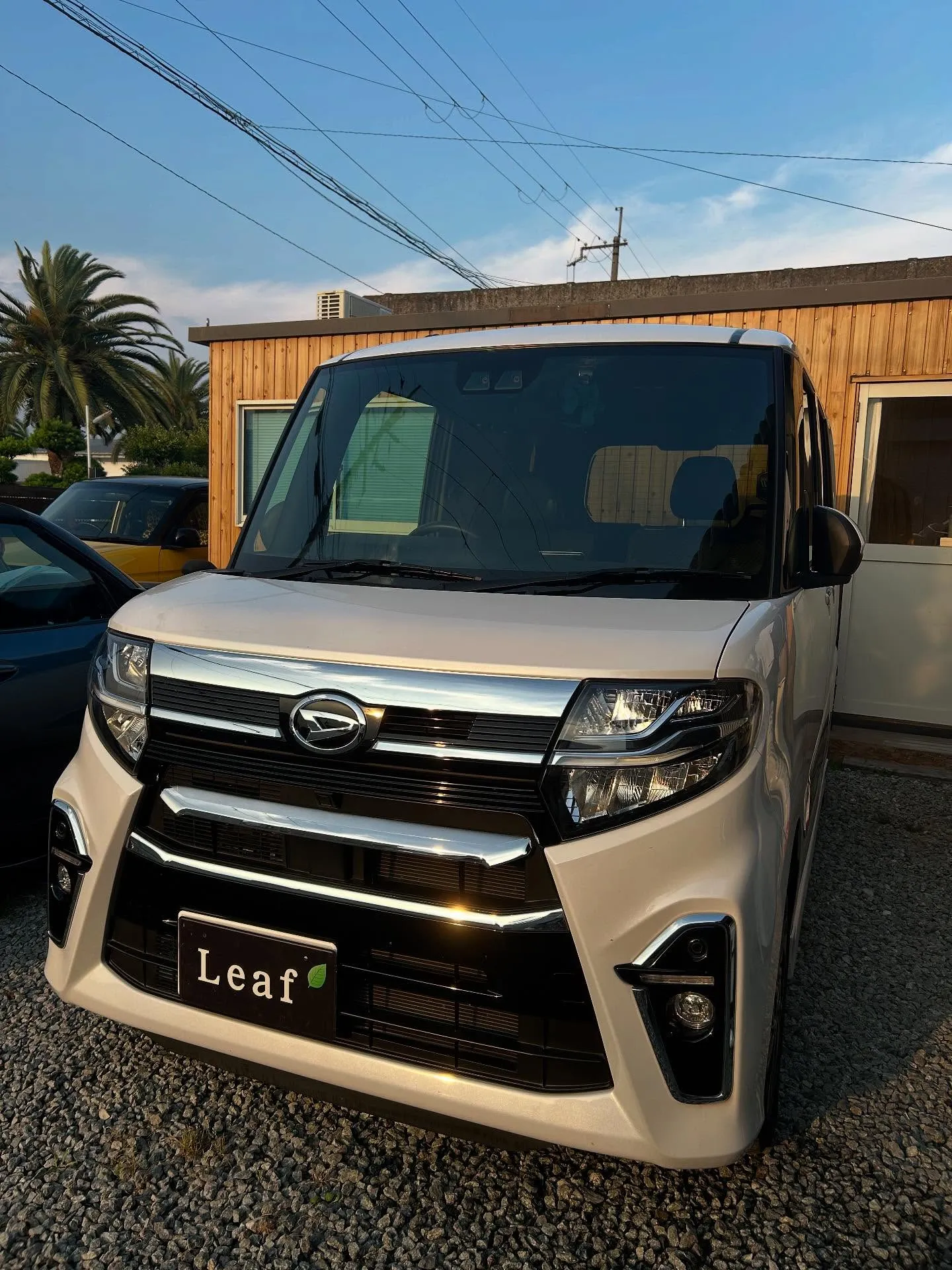 マツダ　アクセラ車検入庫🚗ダイハツ　タントカスタムが鈑金修理...