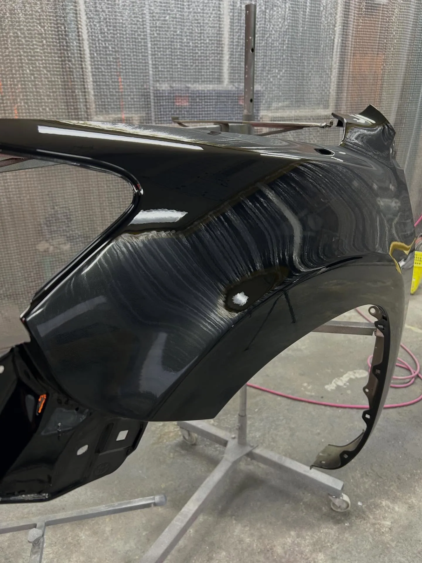 ハイエース　社外バンパー塗装依頼🛠️