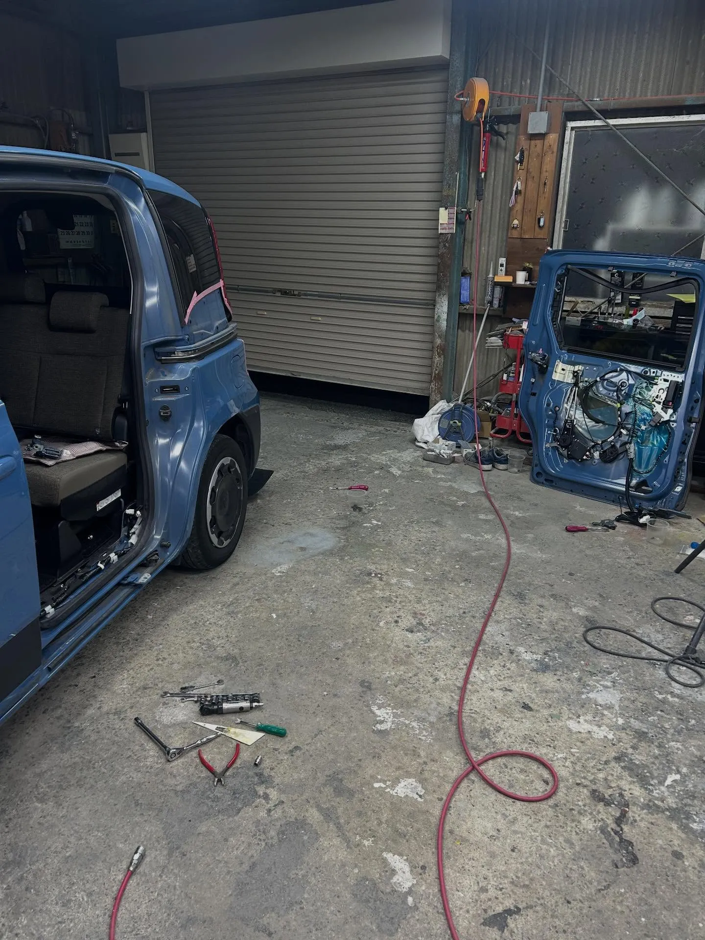 エスクワァイア&シエンタ作業開始💪