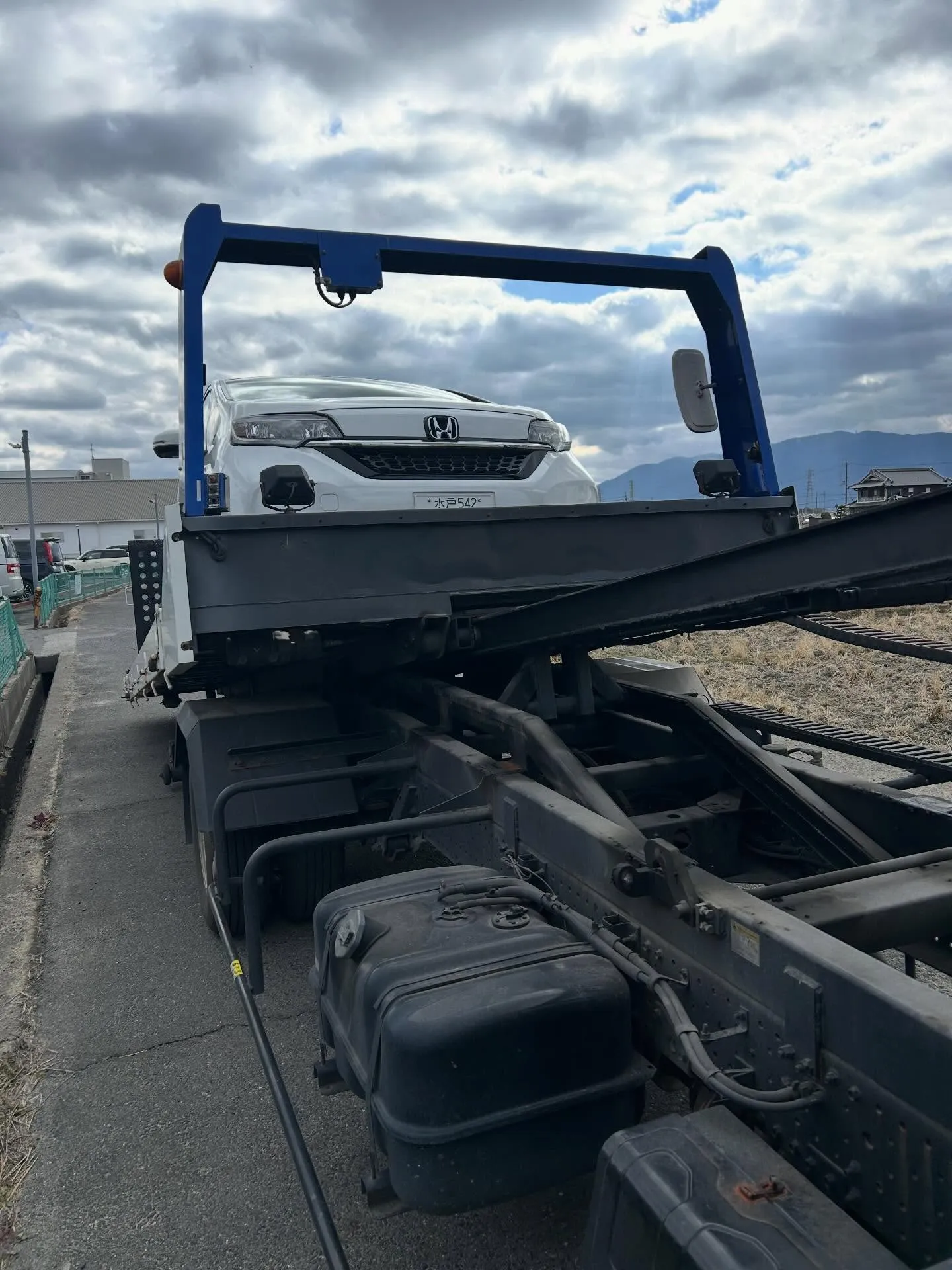 フリード　レッカー依頼🛻