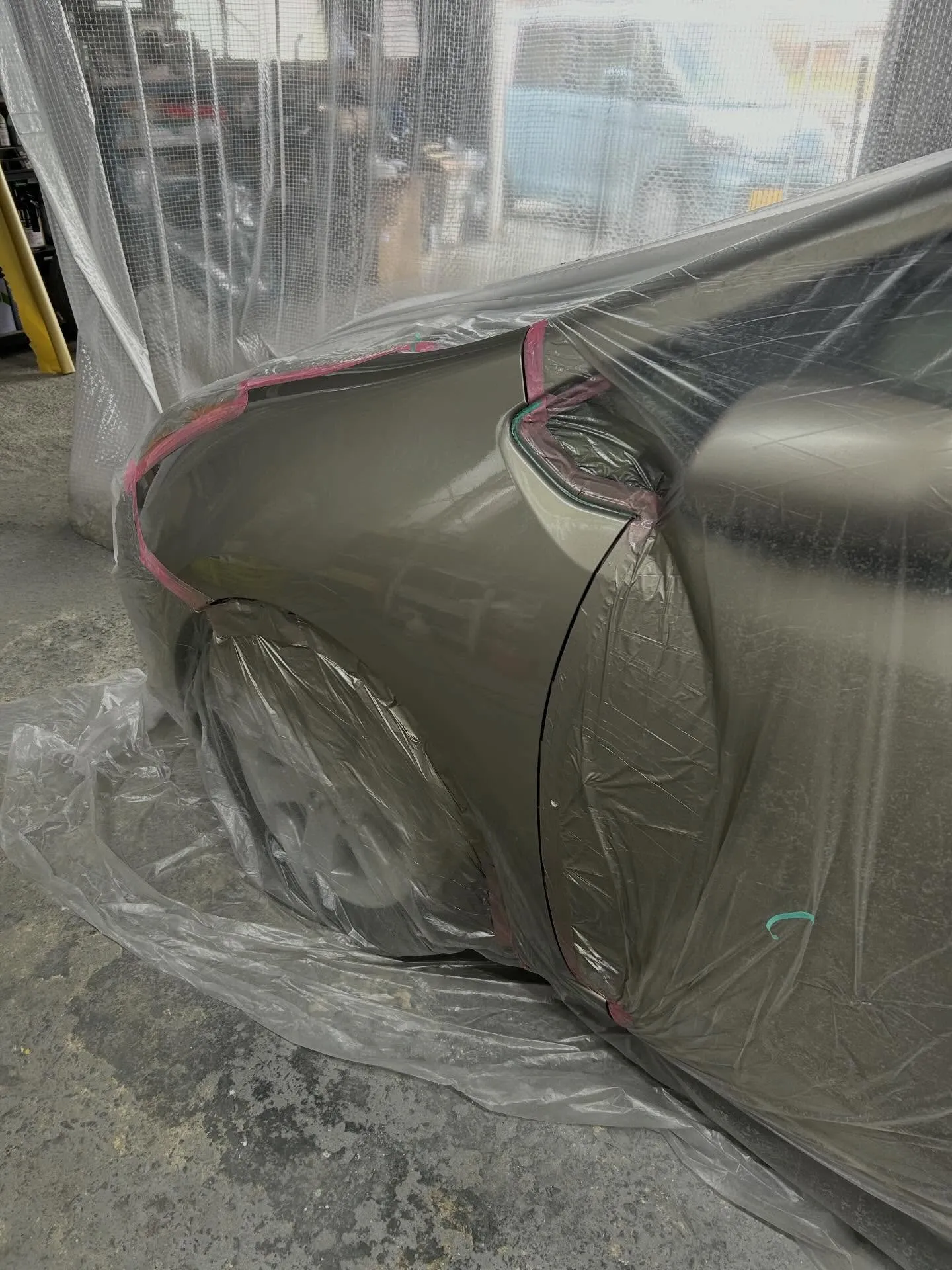 トヨタハイエース 鈑金入庫🚗🛠️