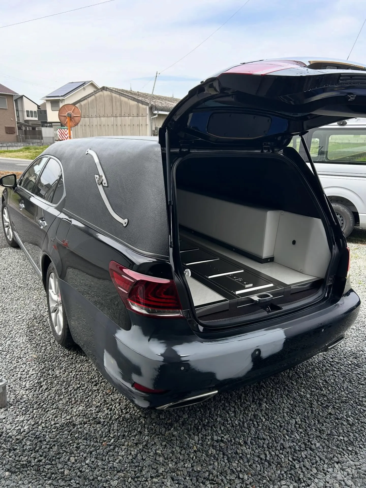 レクサス　バンパー修理🛠️