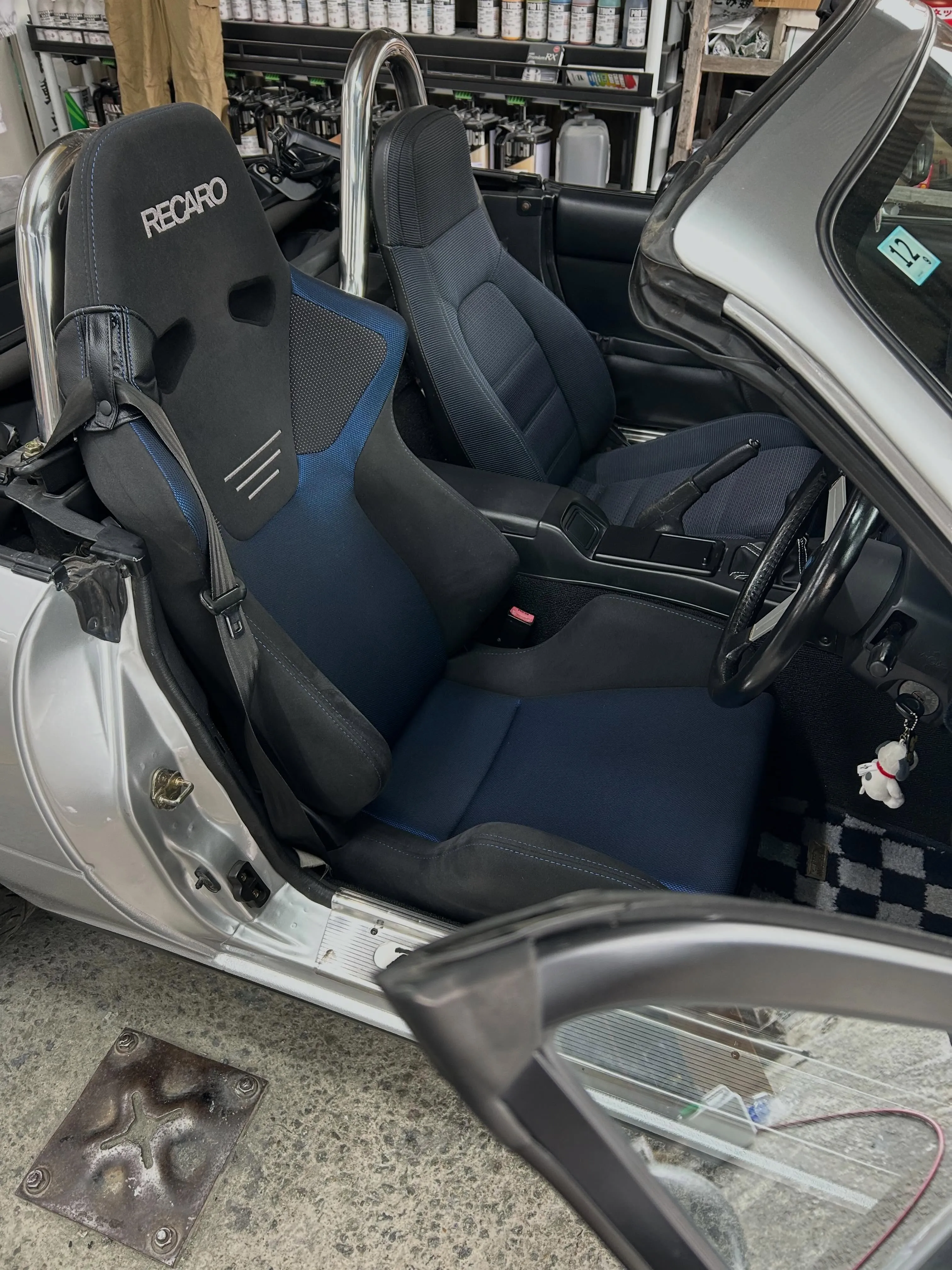 レカロ SR6取付け💺