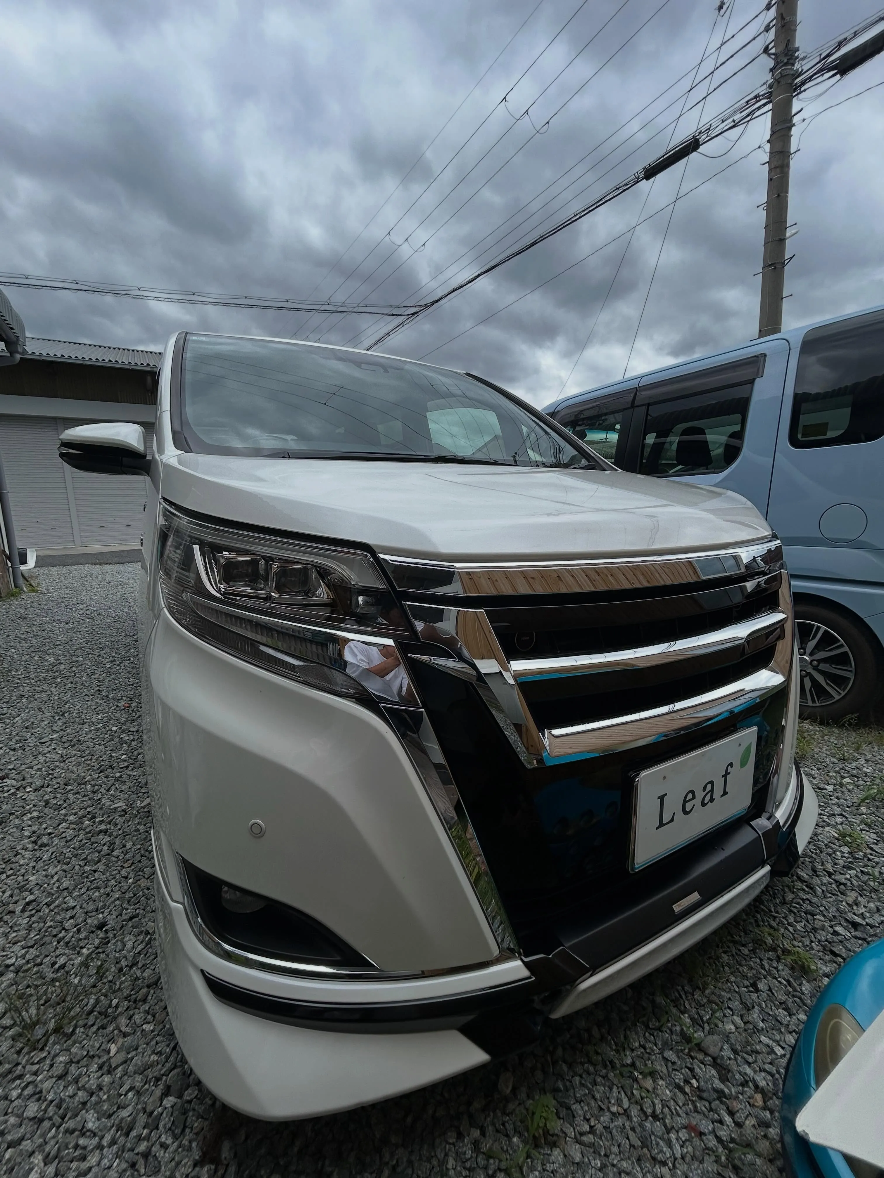 トヨタ　エスクワィア　鈑金入庫🛠️