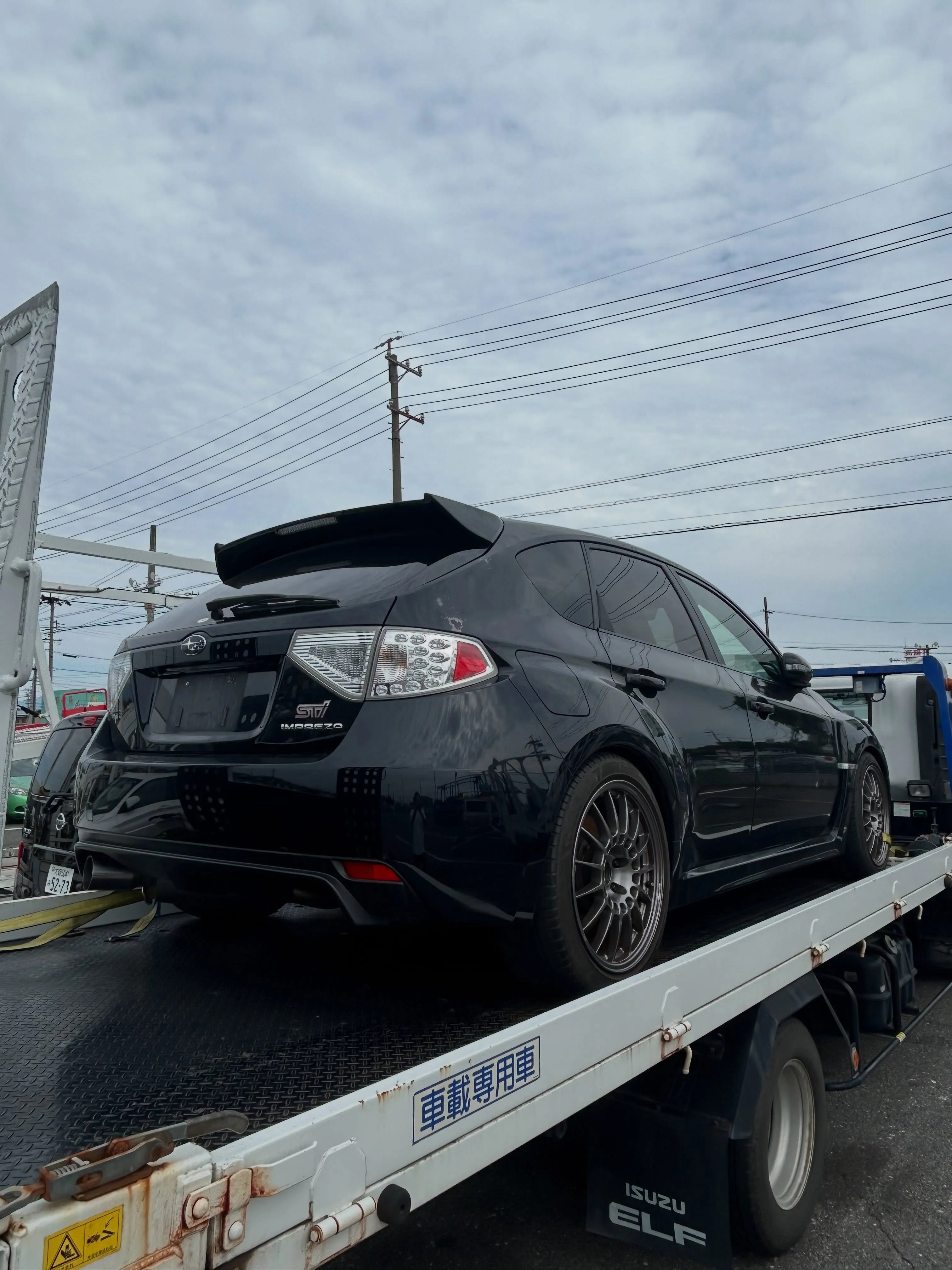 インプレッサWRX STIのご紹介🚙